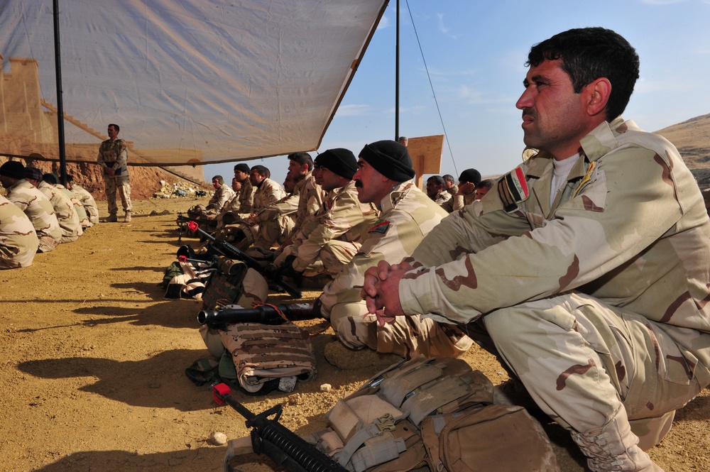 Iraqi Army Training at COS Marez