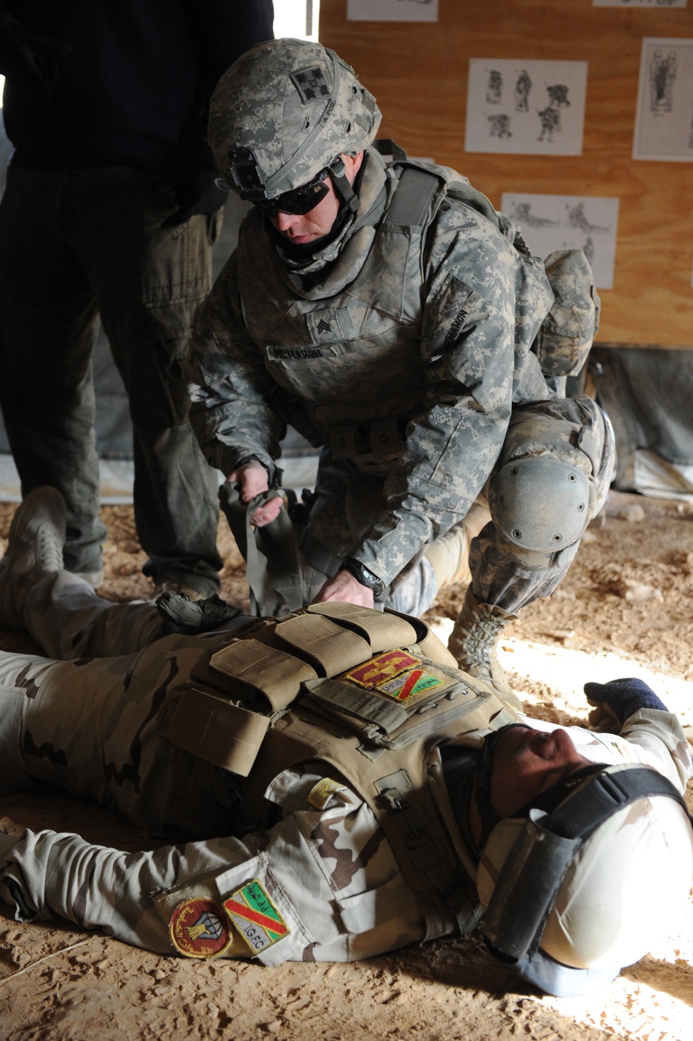 Combat Life Saving course in Camp Al Asad