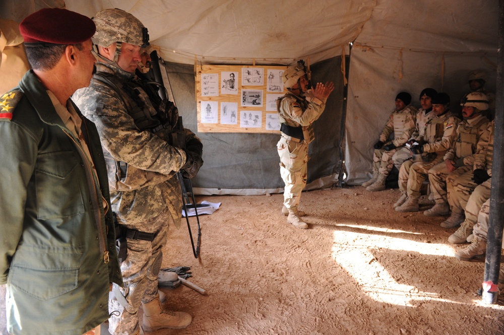 Combat Life Saving course in Camp Al Asad