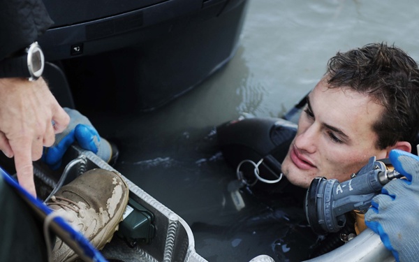 MDSU 2 dive operations