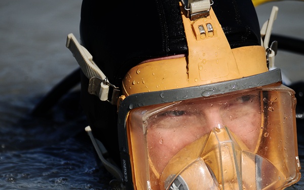 MDSU 2 dive operations