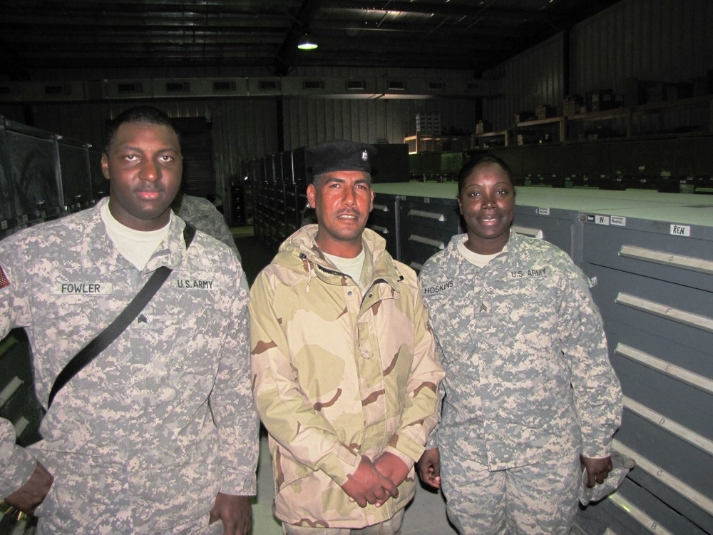 ‘Lifeline’ Battalion soldiers teach and mentor Iraqi army on supply distribution