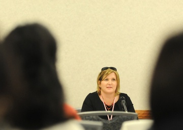 Women receive tips on maintaining resiliency during deployments