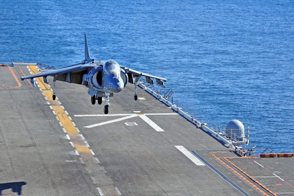 USS Peleliu action