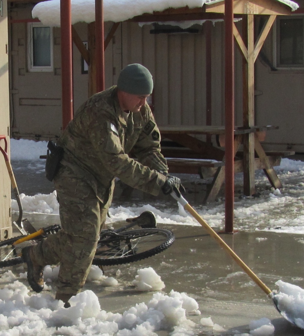 Snow reminds deployed Iowa soldiers of home