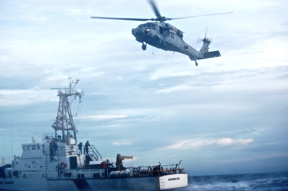 Coast Guard and Navy conduct search and rescue training