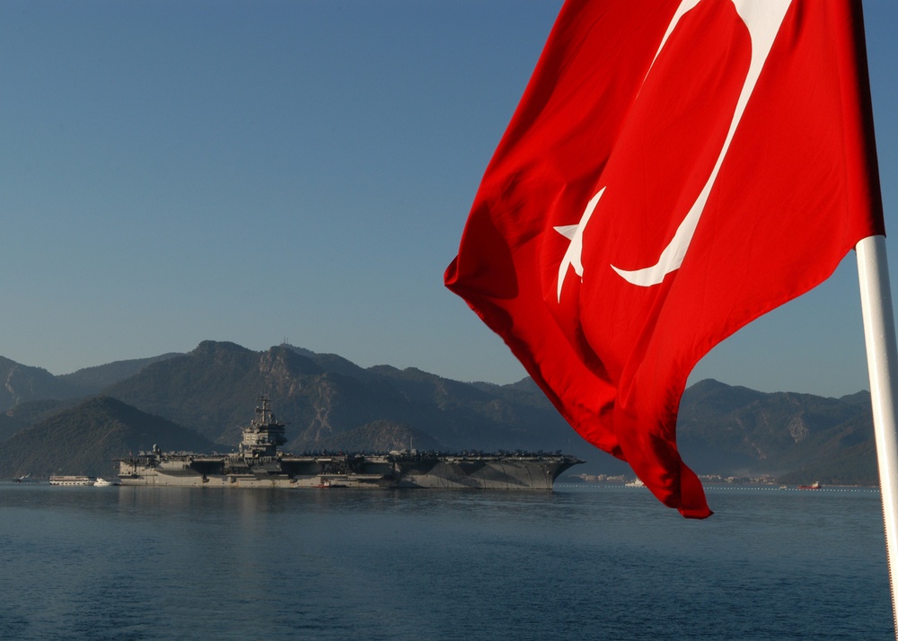 USS Enterprise in Turkey