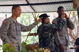 Soldier bridges language gap in Thailand