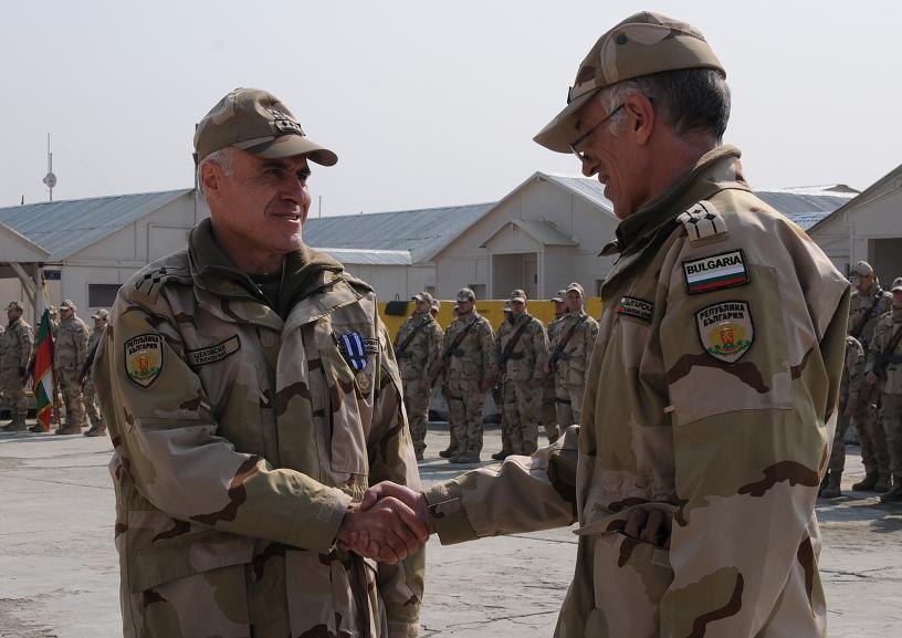 Bulgarian forces change command in Kabul