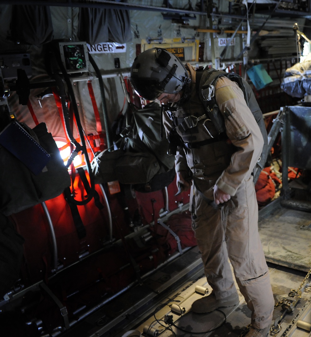 Deployed total force C-130 unit shatters airdrop record