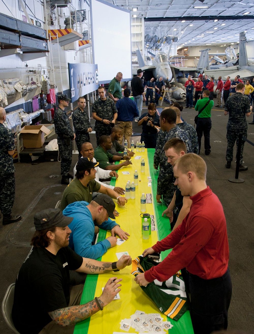 Packers visit Carl Vinson