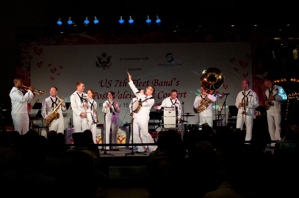 7th Fleet Band Performs at Valentine's Day Concert