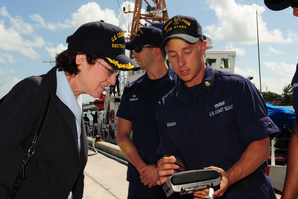 U.S. Senator, Coast Guard Commandant visit South Florida Coast Guard units