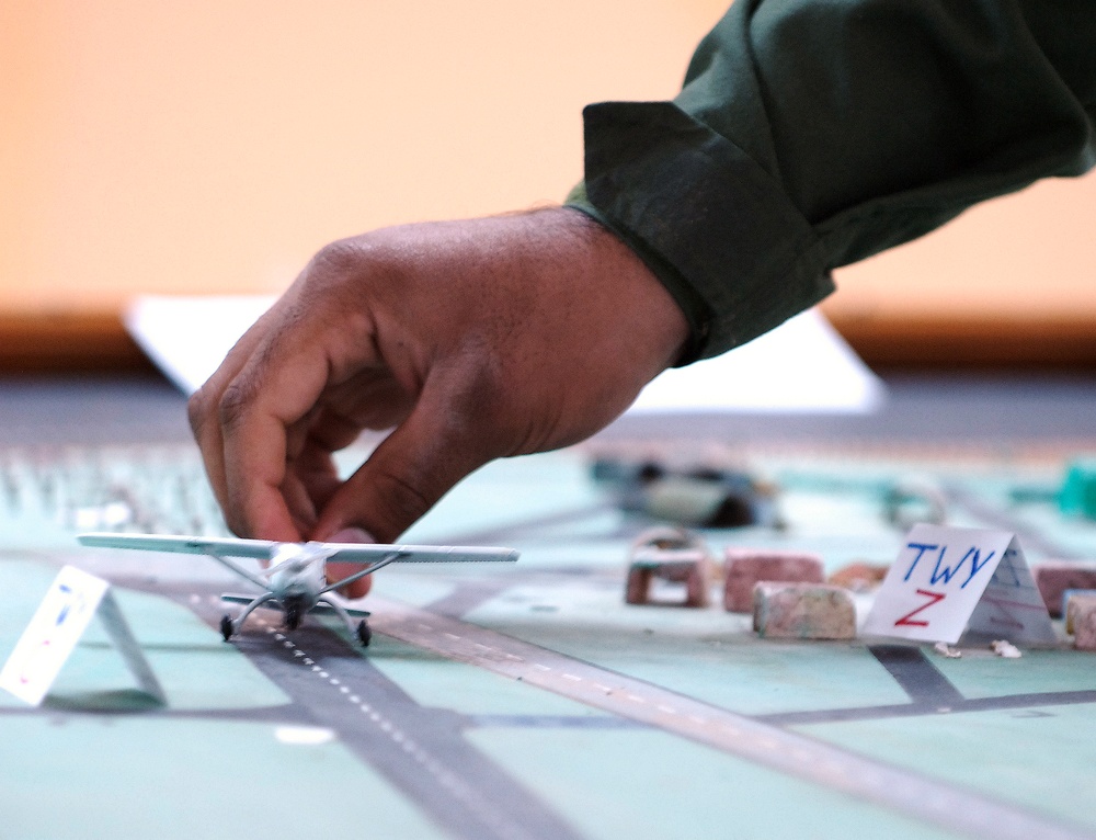 Air traffic advisors aim high for Iraq's future