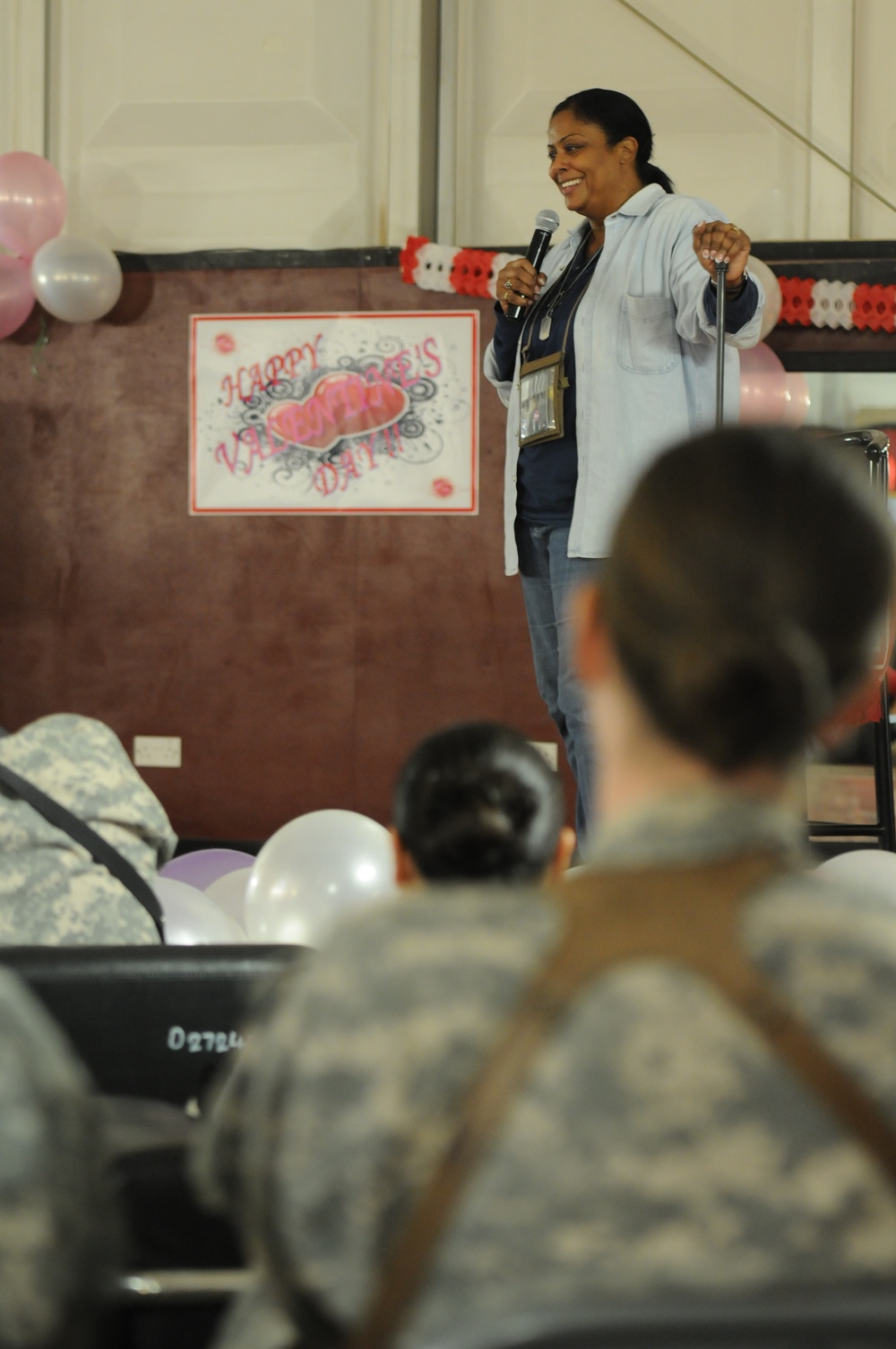 Comedians boost morale, Soldiers share laughs