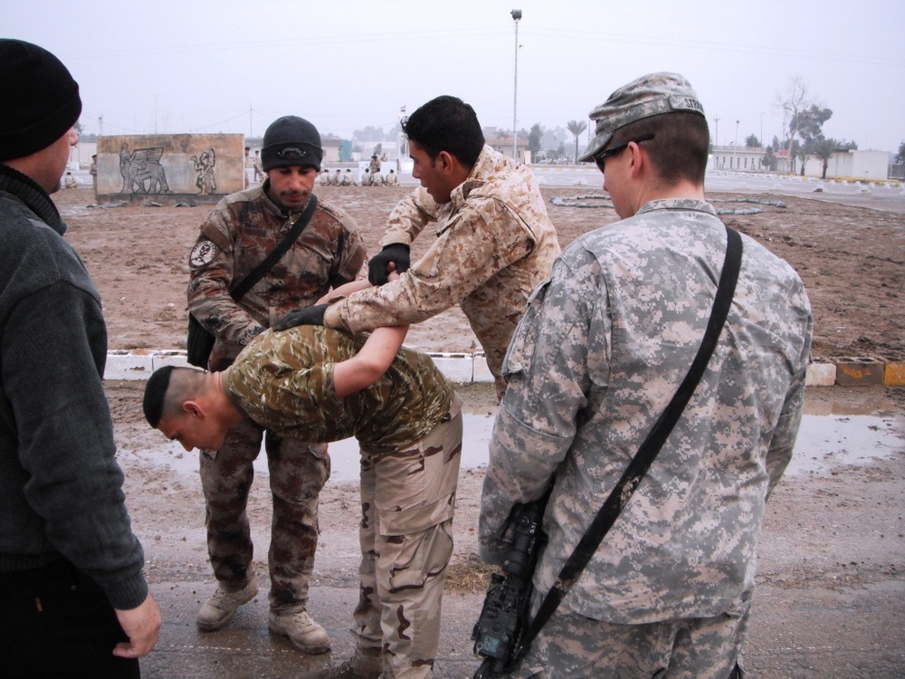 USD-C ‘Dragon’ Battalion trains with Iraqi Army partners in traffic control point operations