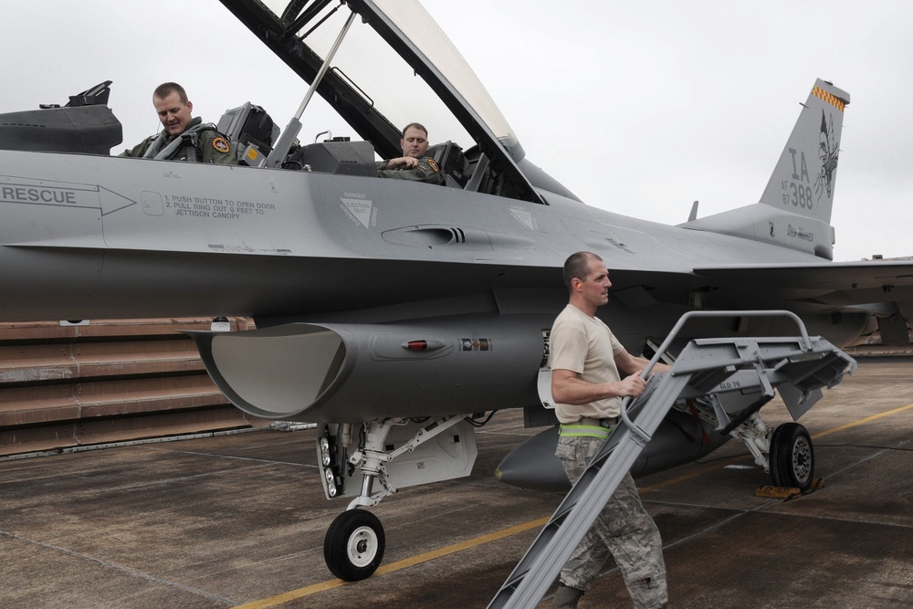 132FW launches first flight in history with the Royal Australian Air Force.