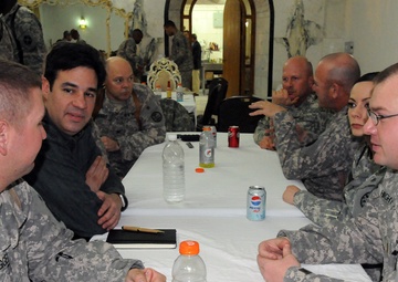 US Representative visits troops in Baghdad