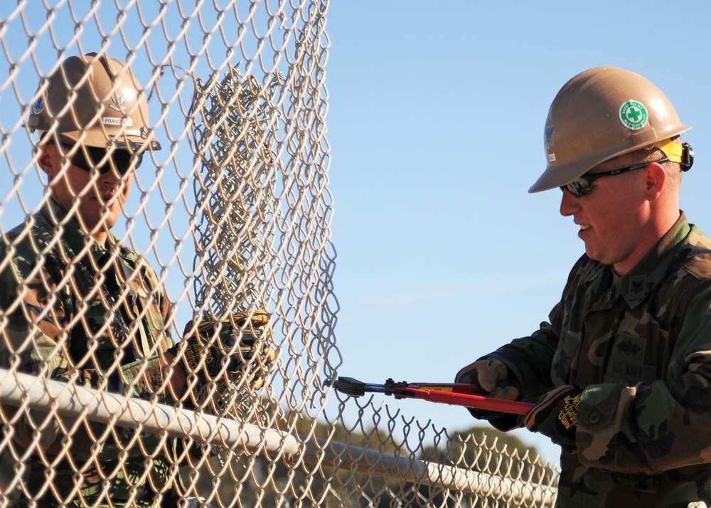 NMCB 74 Seabees Complete Security Forces