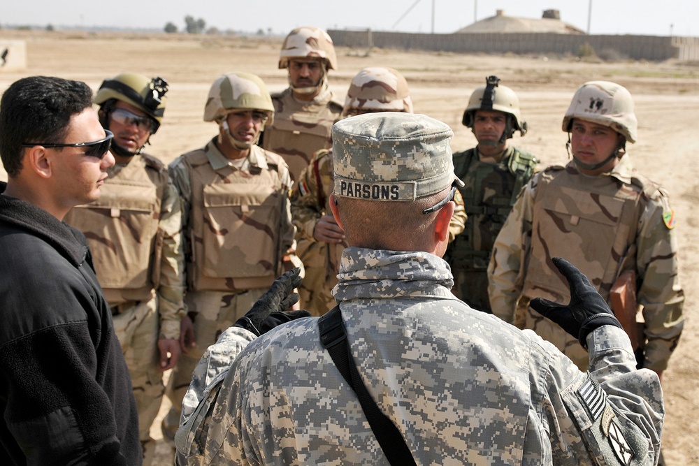 Sgt. Parsons provides feedback.