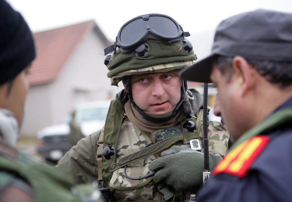 U.S. Marines observe, train Georgia’s 33rd Light Infantry Battlion during Georgia Deployment Program