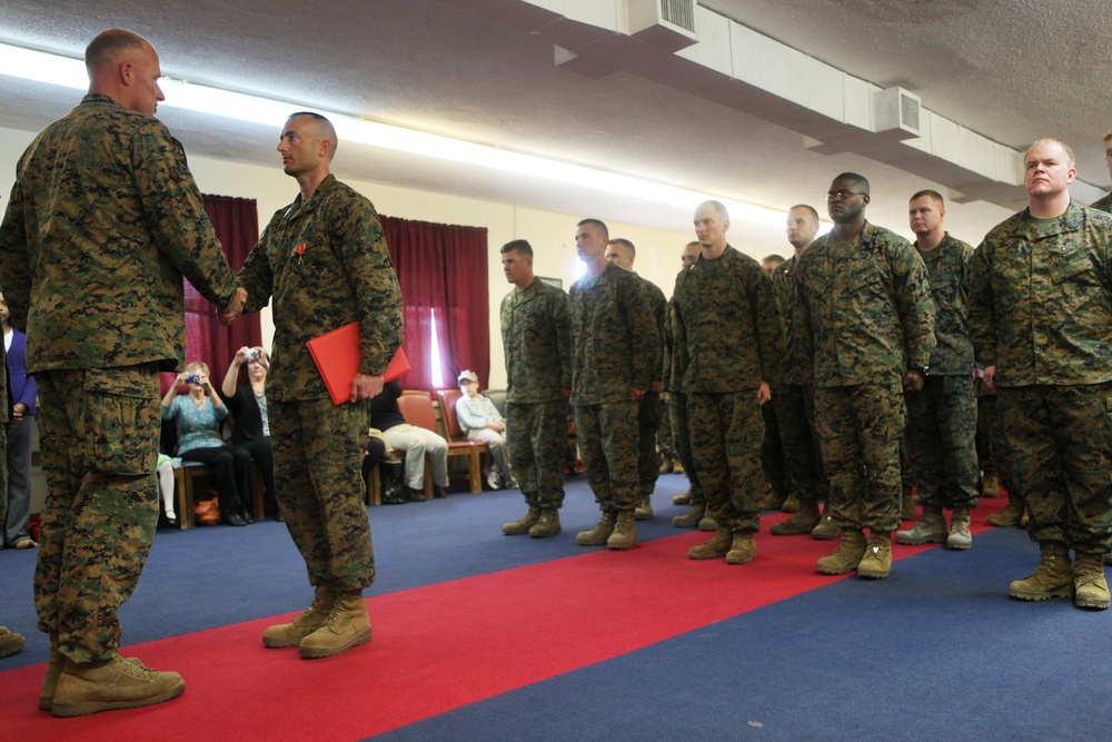 22nd MEU Marine Recieves Bronze Star With Combat Distinguishing Device