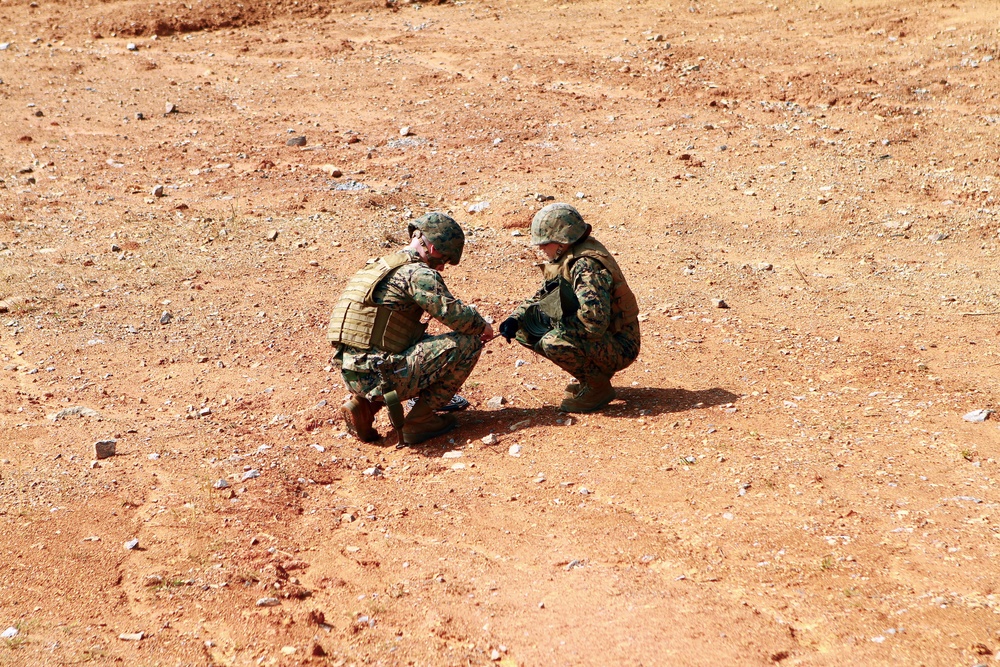 EOD Marine conduct basic demolition range