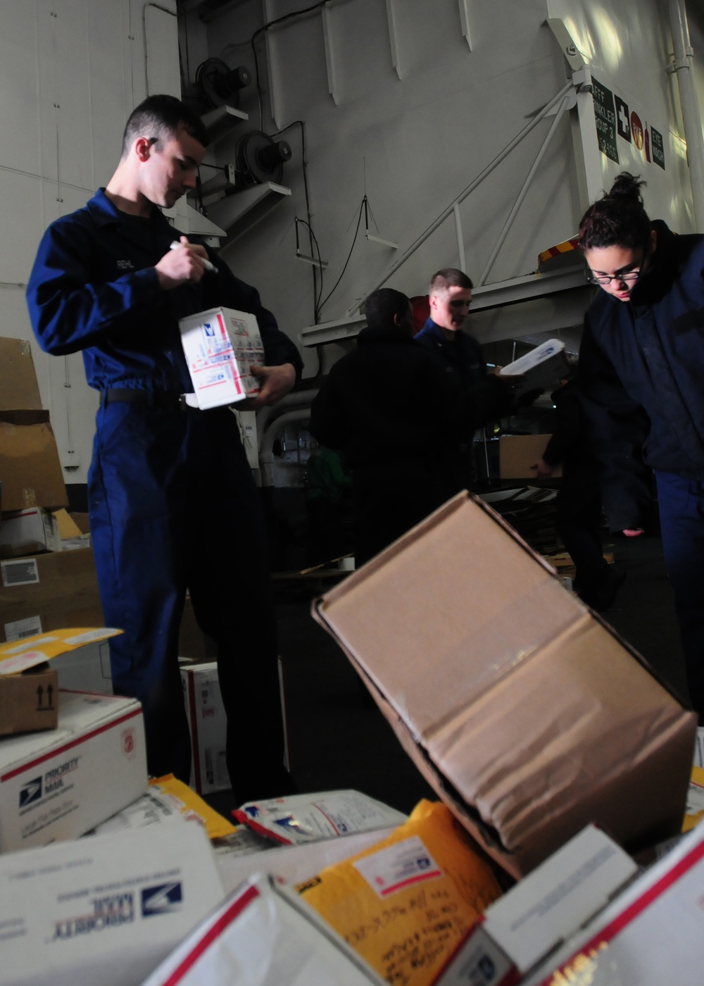 USS Ronald Reagan Undergoes Vertical Replenishment At Sea