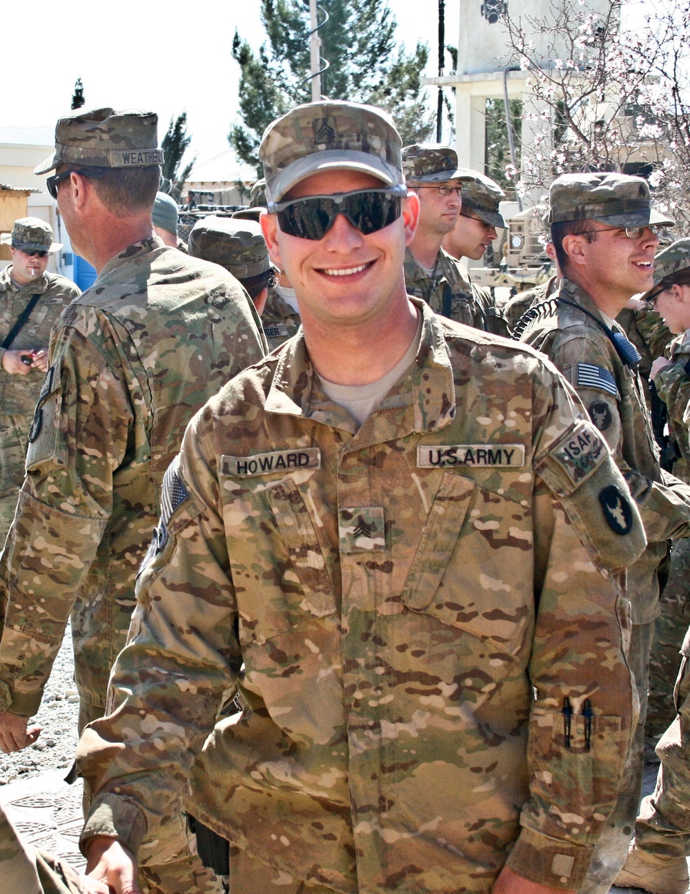 Two Company E Soldiers re-enlist in Afghanistan