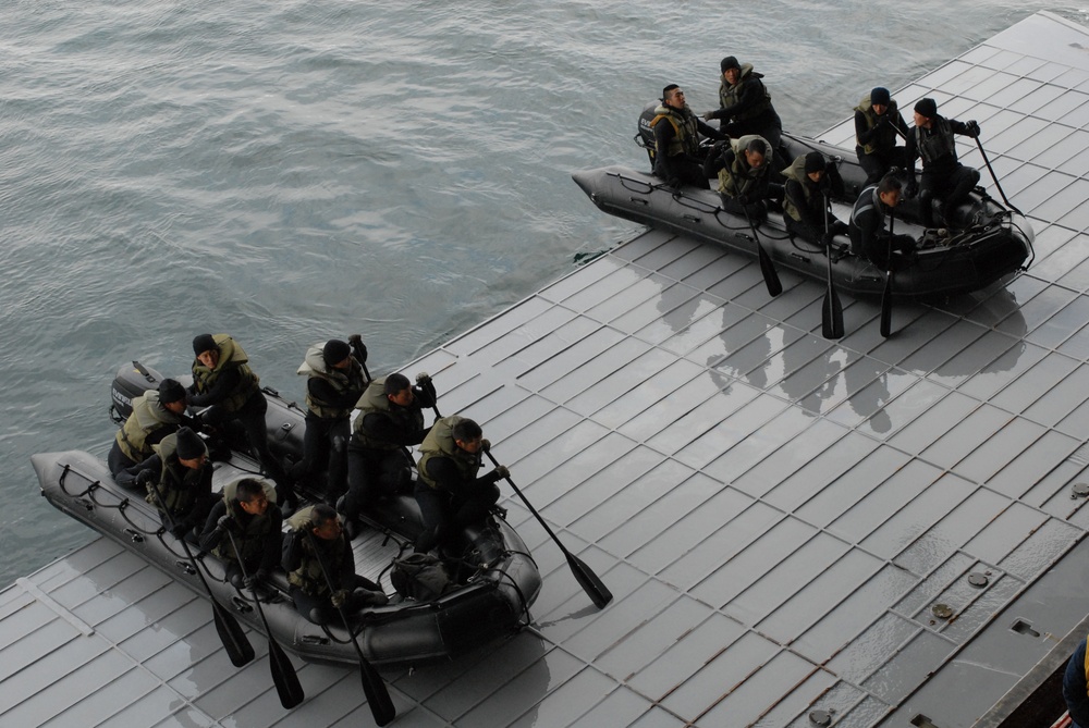 USS Makin Island action