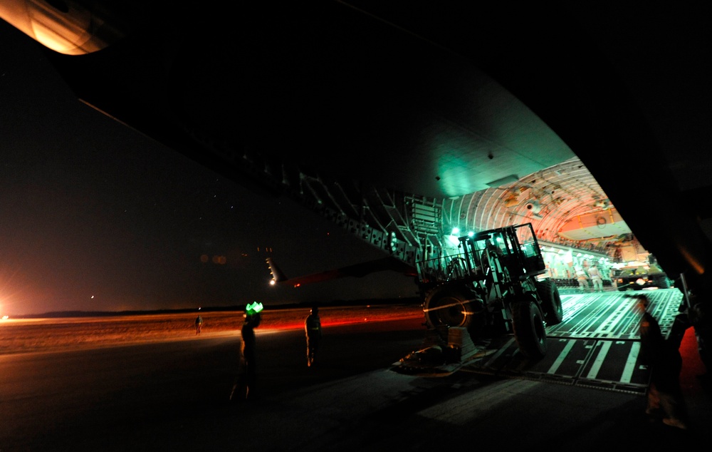 621st Contingency Response Wing field training excercise at Lakehurst NAES, N.J.