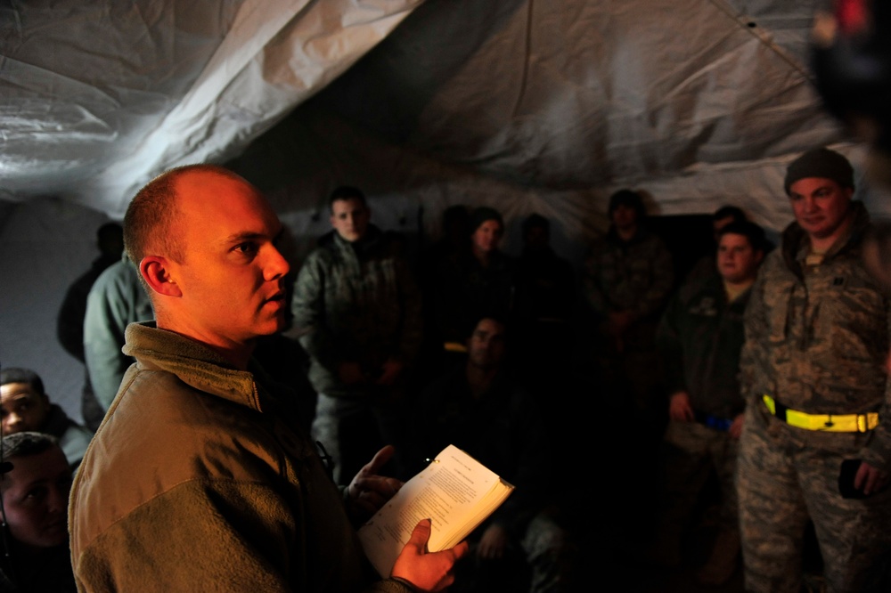 621st Contingency Response Wing field training excercise at Lakehurst NAES, N.J.