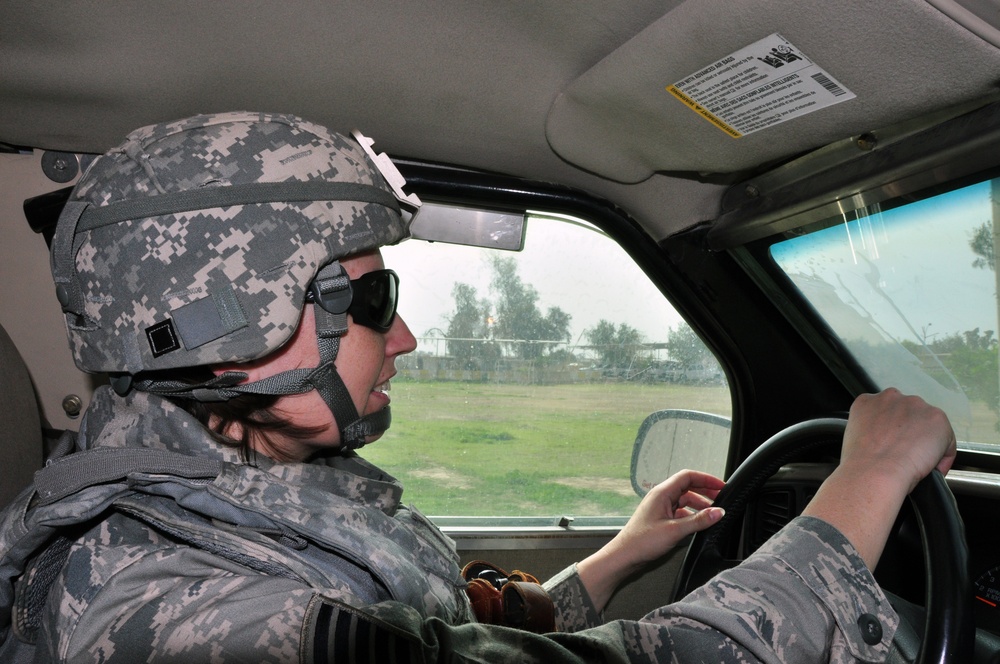 Airman starts female Iraqi intelligence advisory program