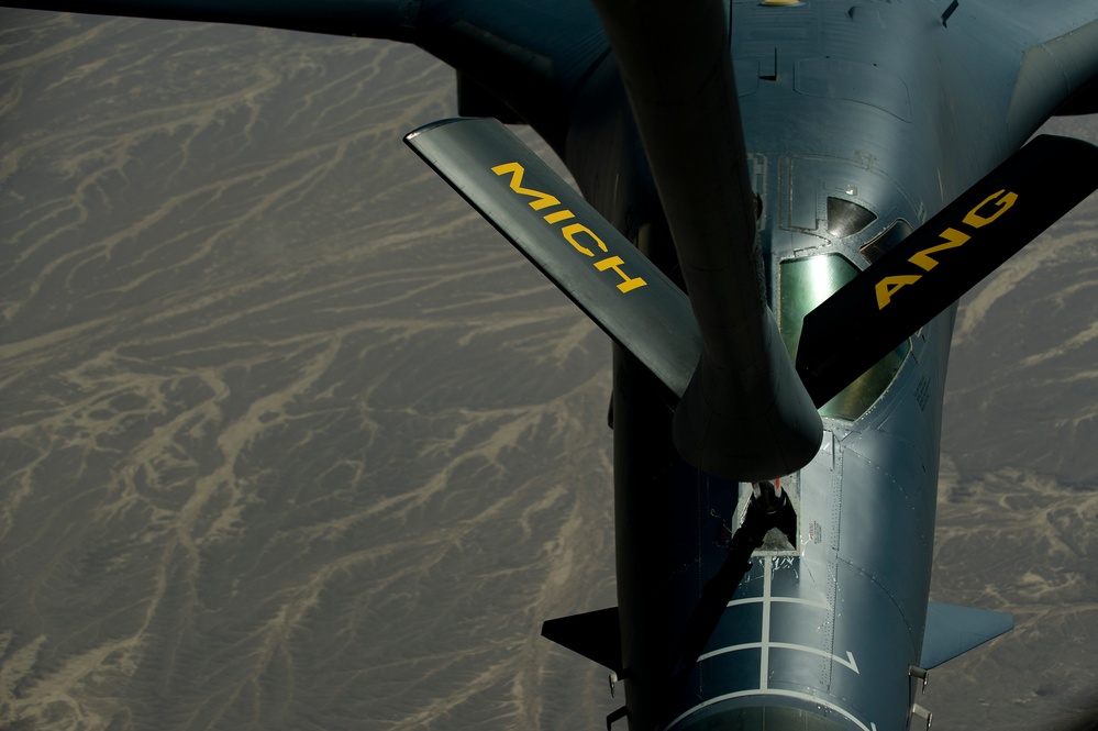 B1B Lancer OEF Air Refueling Mission