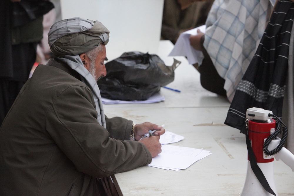 Afghans cast votes in Marjah