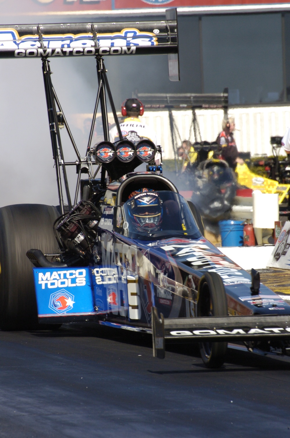 Antron Brown takes aim at start line