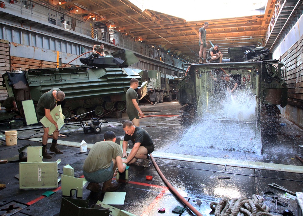 Amphibious Assault Vehicle Wash Down Aboard USS Gunston Hall