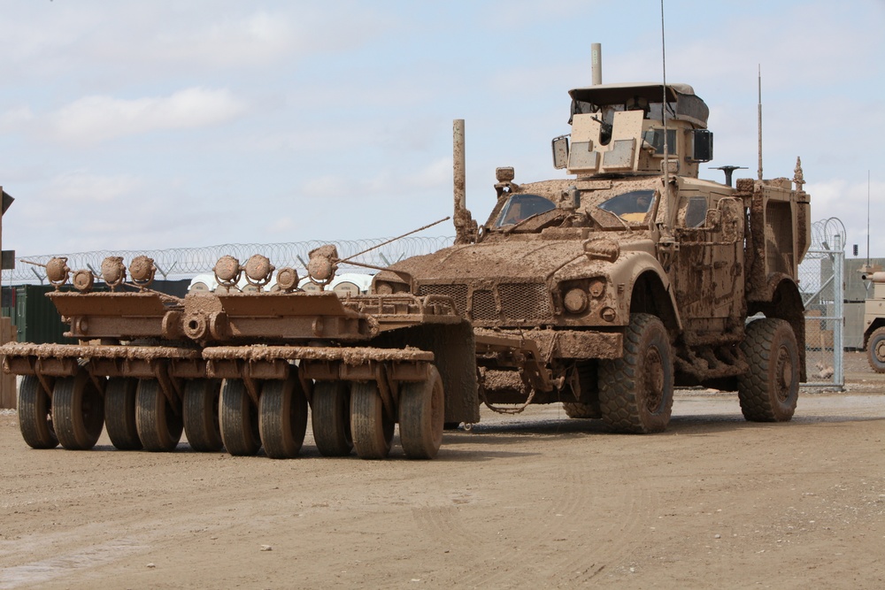 MWSS-373 convoys