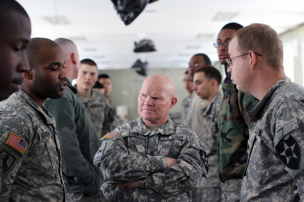 Eyer: Enforce customs and courtesies; treat new Soldiers, Families like royalty