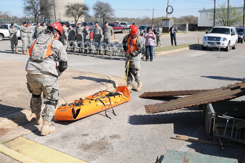 Engineer soldiers demonstrate rescue techniques
