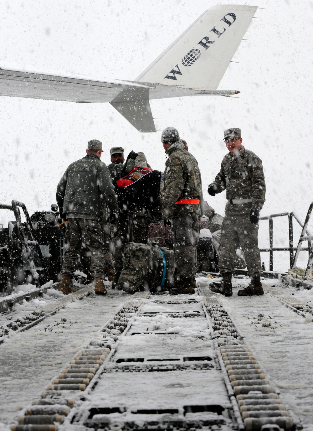 Gunfighters deploy to Southwest Asia