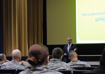 Service members save, invest