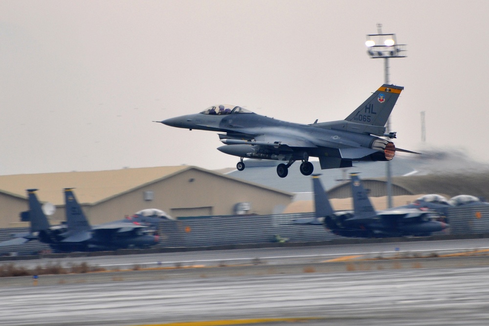 F-16 Fighting Falcon
