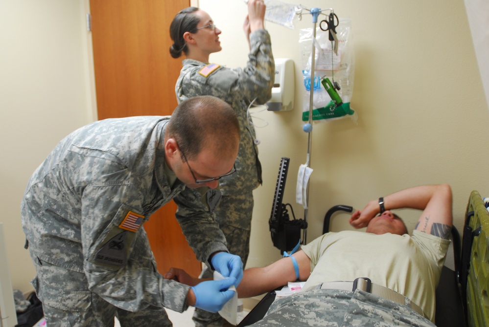 'Ready First' Nurse Wins ANA Immunity Award for Protecting Soldiers against Diseases