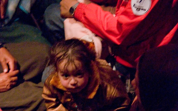 US forces transport displaced Egyptians from Tunisia