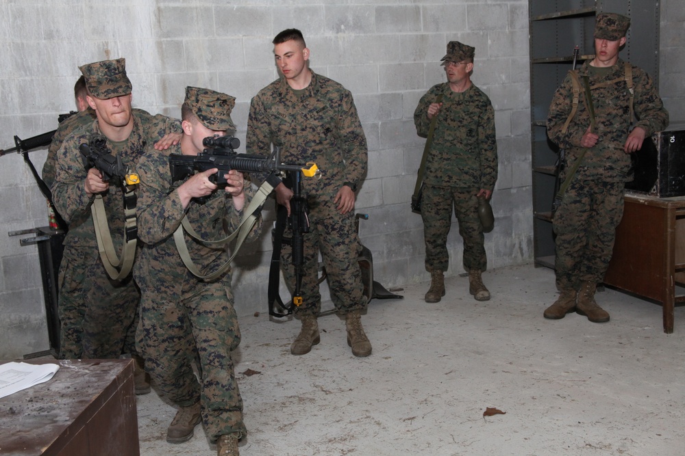 2nd LAAD Marines adapt, maintain skills for combat