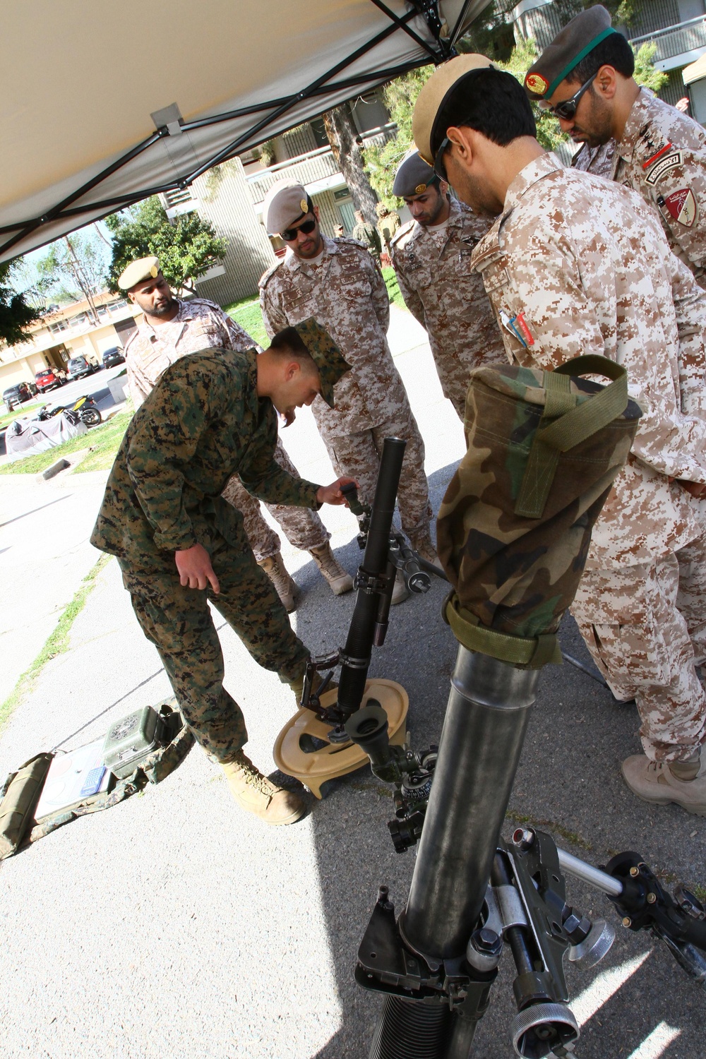 United Arab Emirates Presidential Guard visit 1st Marine Division units