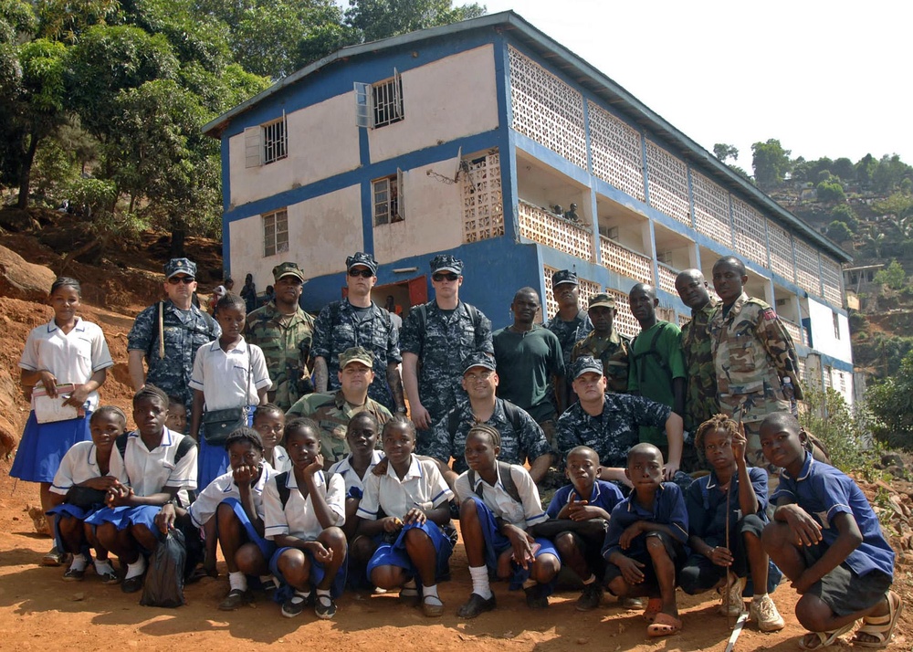 USS Robert G. Bradley crew conducts Africa Partnership Station