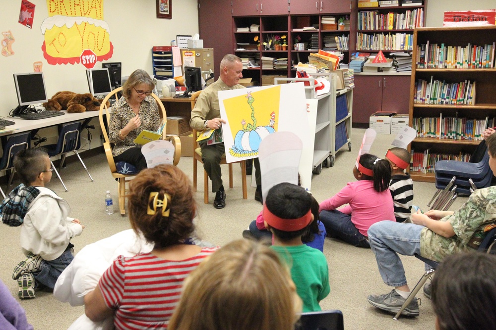 Oasis school holds reading for children
