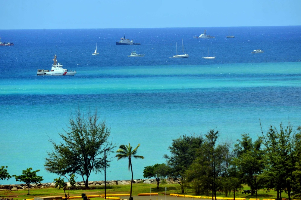 Coast Guard cutters maintain security and safety at Honolulu Harbor